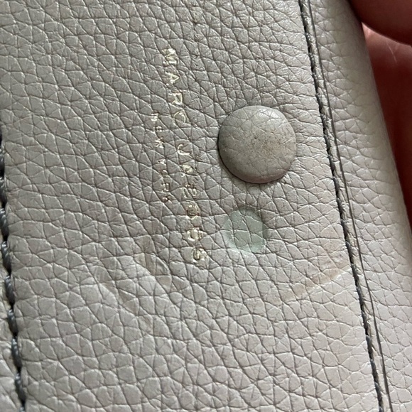 NWT MARC JACOBS LIGHT GREY GENUINE Leather Bifold Wallet Purse MSPR $165 Read - Picture 13 of 14